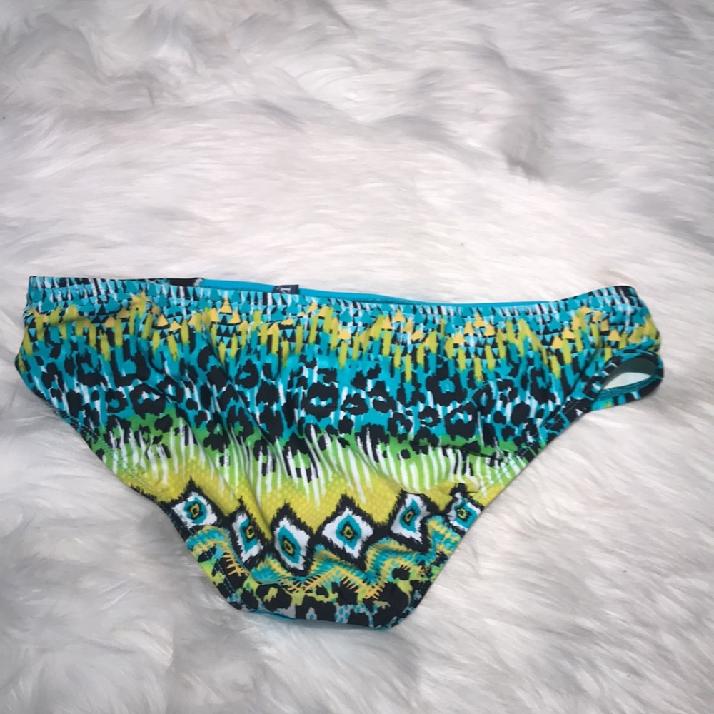 bikini bottom - Picture 2 of 3